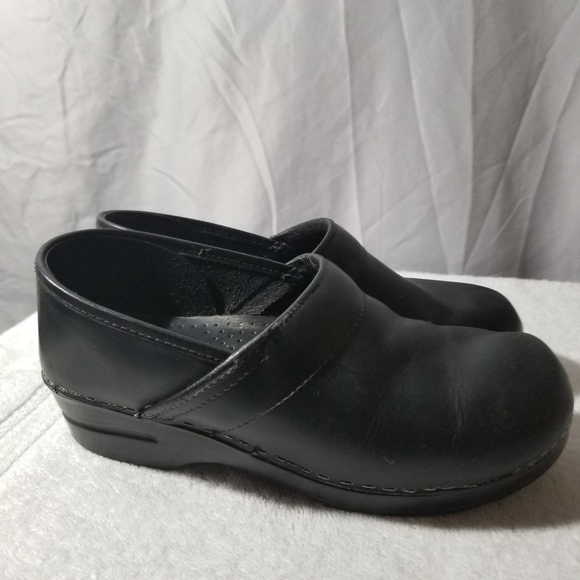 dansko clogs size 40